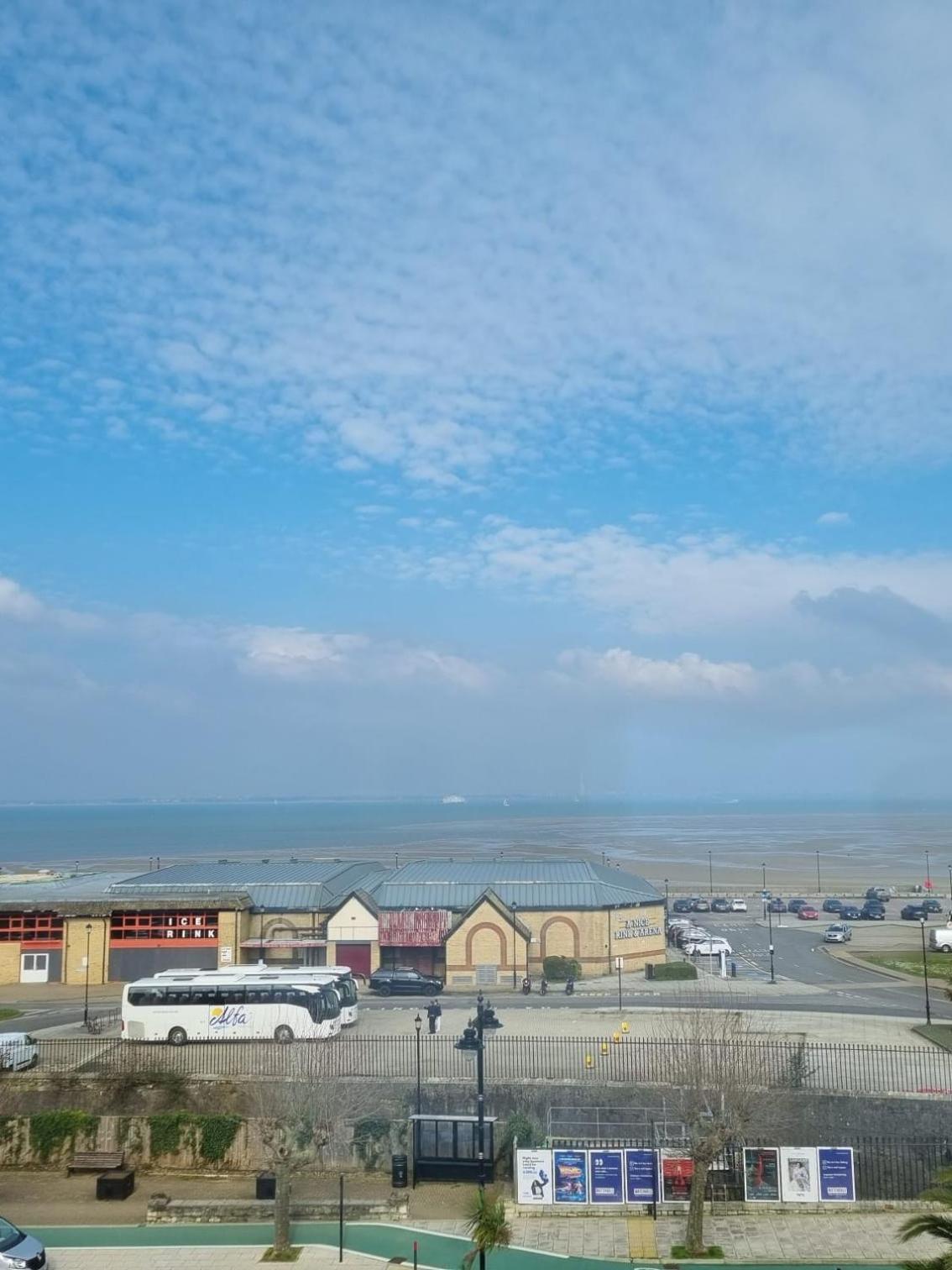 New With Free Offstreet Parking The Lookout At Ryde Esplanade 아파트 외부 사진