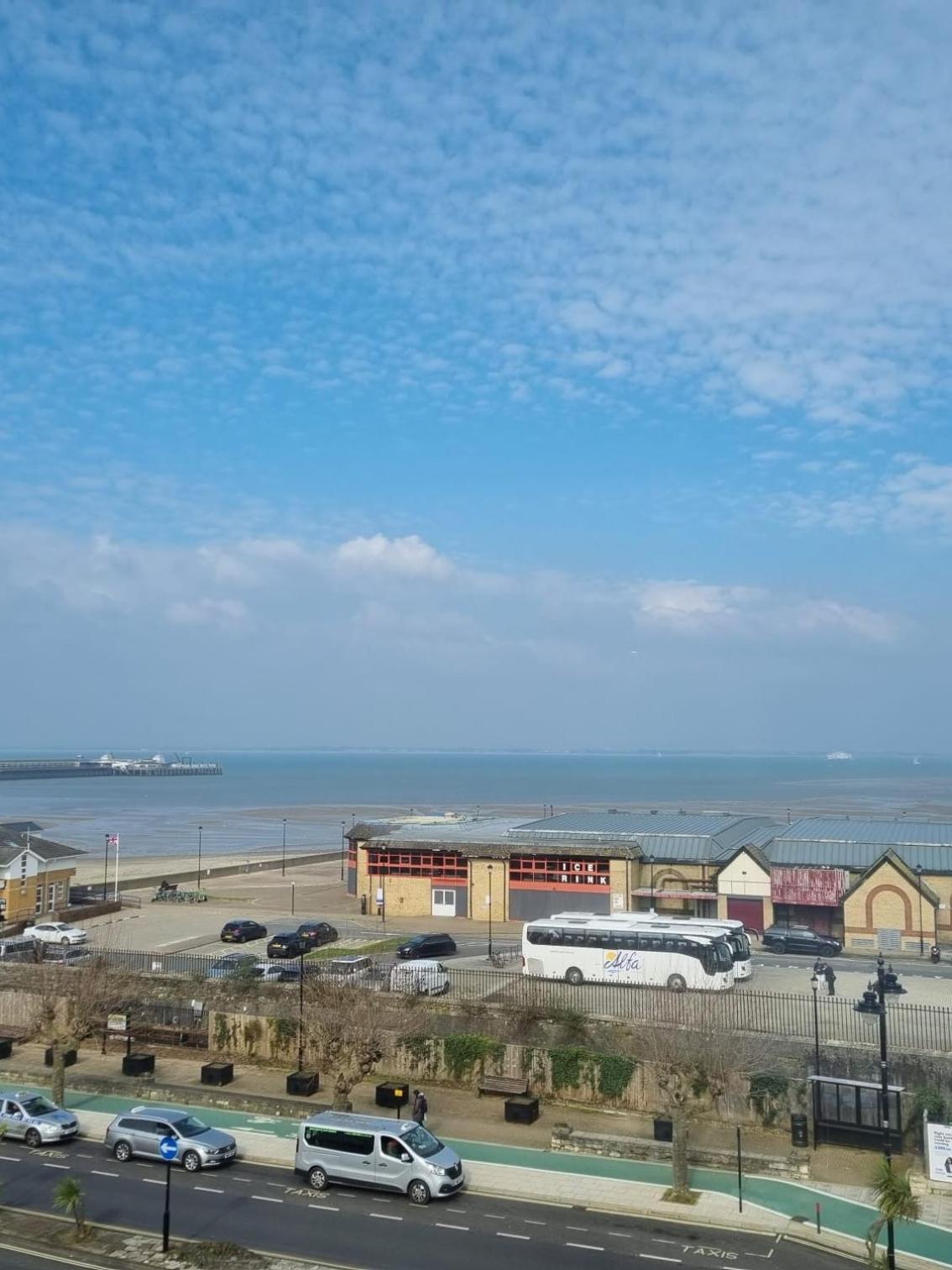 New With Free Offstreet Parking The Lookout At Ryde Esplanade 아파트 외부 사진